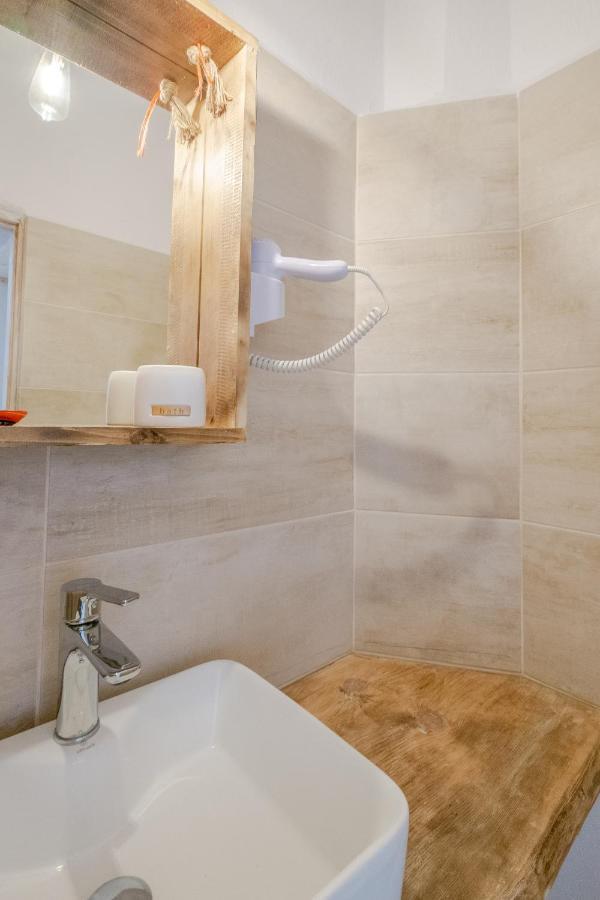 Irtakina Apartment Soúgia Ngoại thất bức ảnh