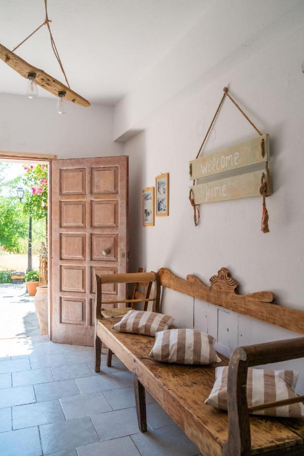 Irtakina Apartment Soúgia Ngoại thất bức ảnh