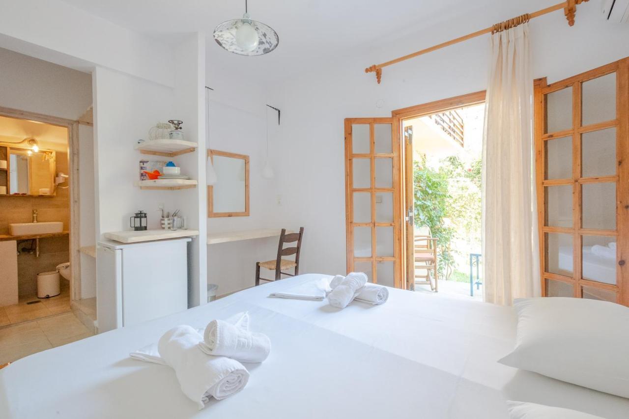 Irtakina Apartment Soúgia Ngoại thất bức ảnh