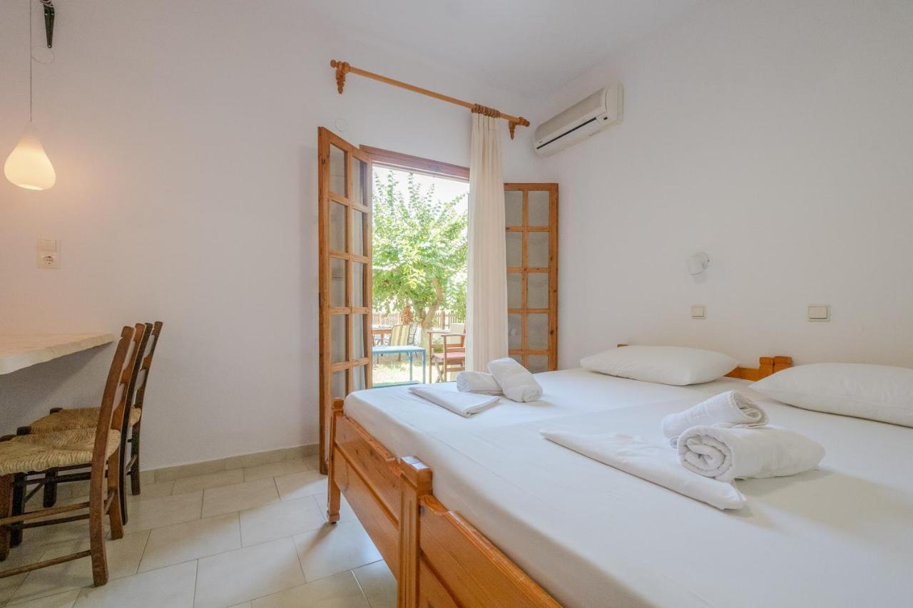 Irtakina Apartment Soúgia Ngoại thất bức ảnh